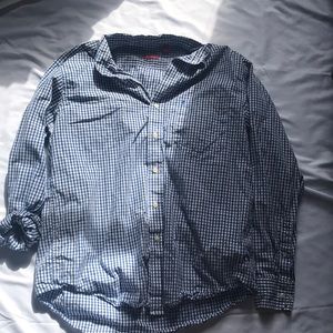 Izod button down